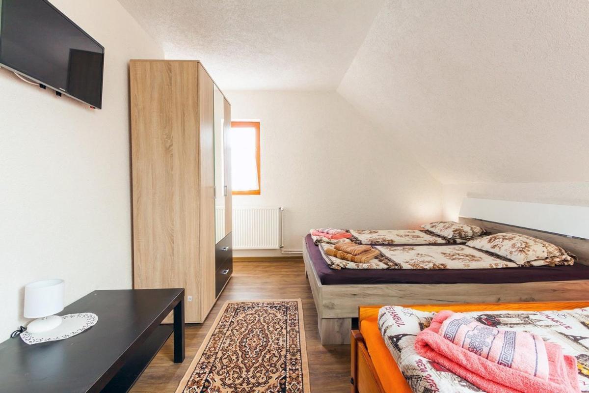 Eross Kulcsoshaz Villa Lăzarea Екстериор снимка