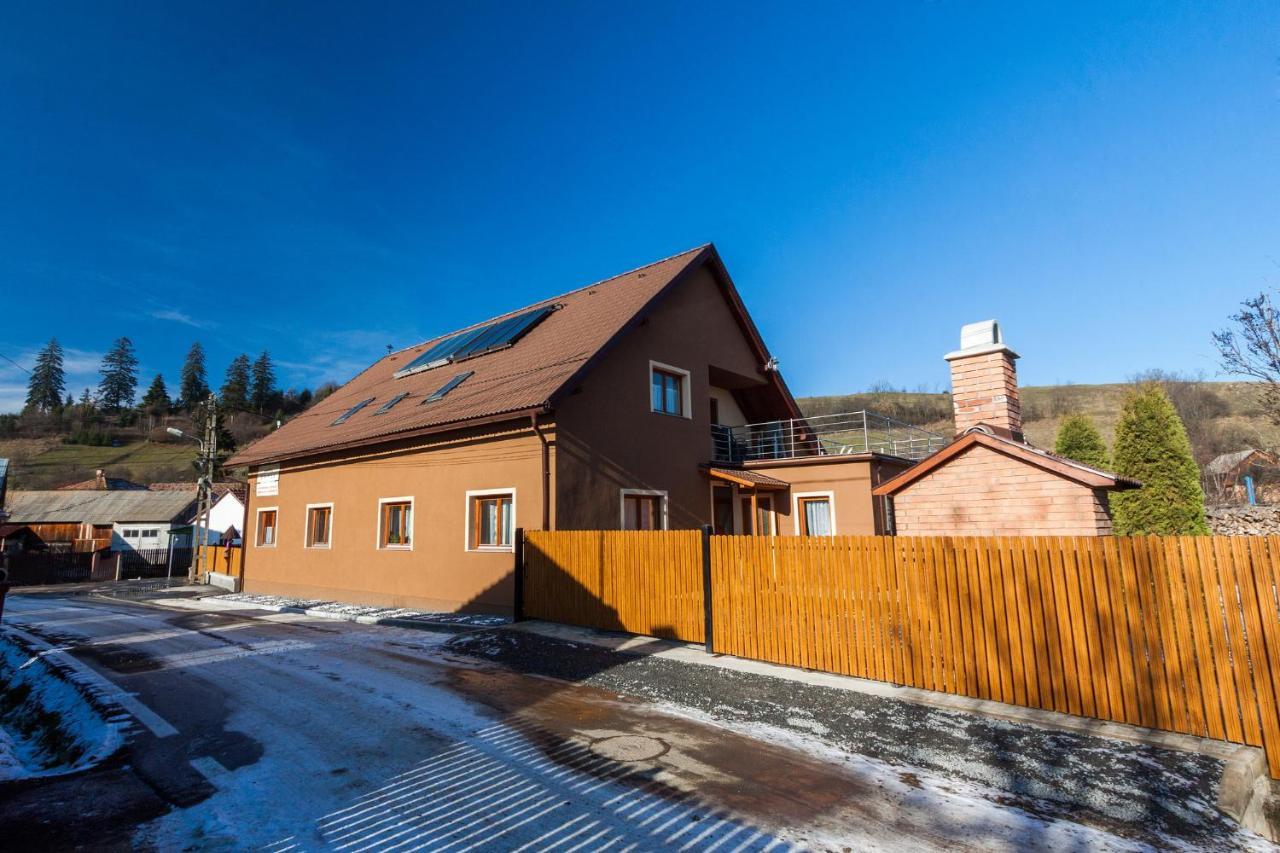 Eross Kulcsoshaz Villa Lăzarea Екстериор снимка