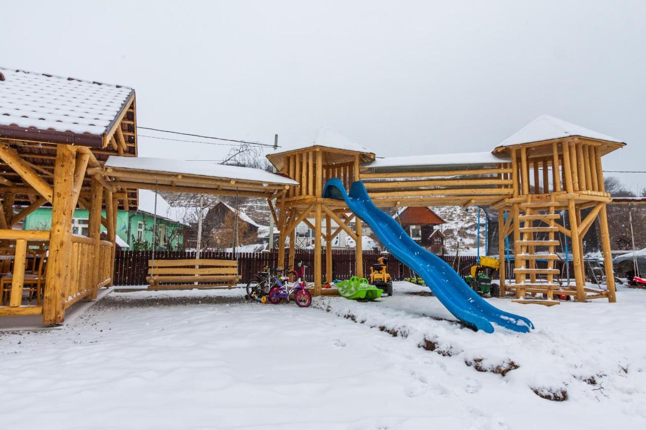 Eross Kulcsoshaz Villa Lăzarea Екстериор снимка
