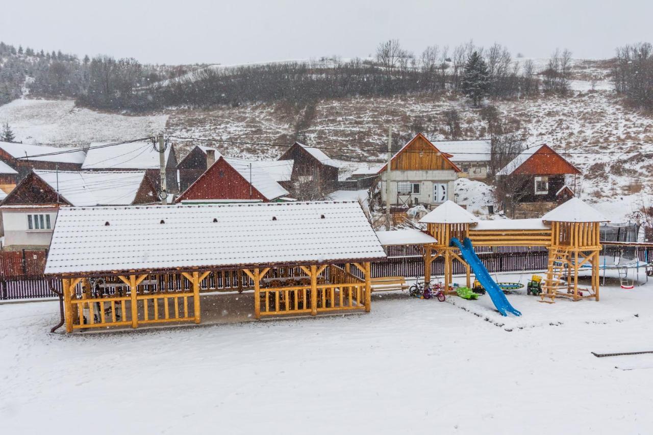 Eross Kulcsoshaz Villa Lăzarea Екстериор снимка