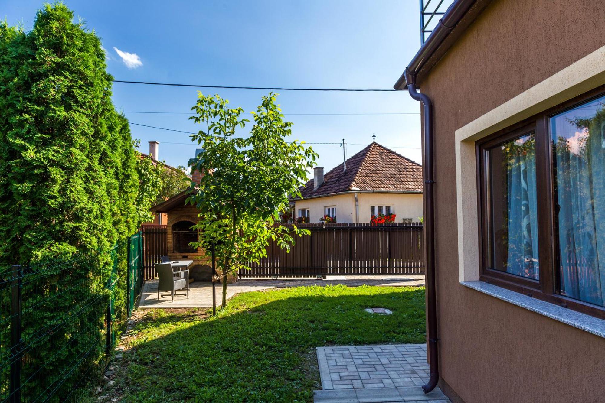 Eross Kulcsoshaz Villa Lăzarea Екстериор снимка