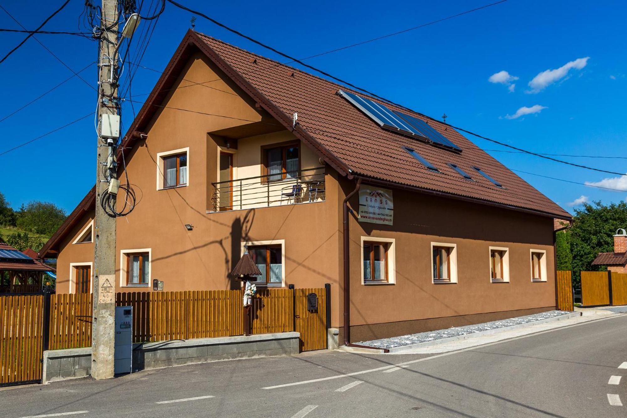 Eross Kulcsoshaz Villa Lăzarea Екстериор снимка