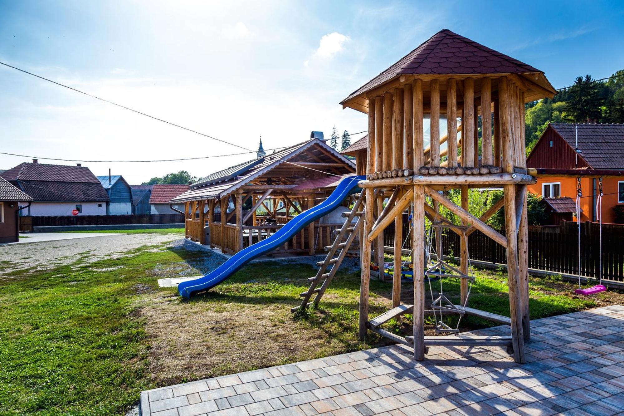 Eross Kulcsoshaz Villa Lăzarea Екстериор снимка