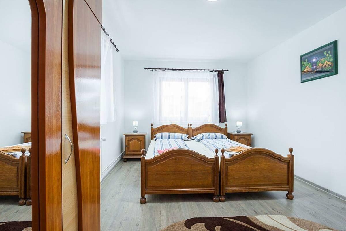 Eross Kulcsoshaz Villa Lăzarea Екстериор снимка
